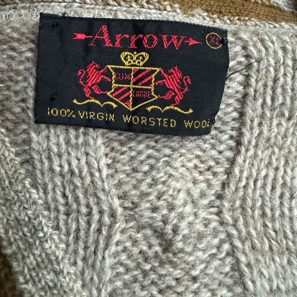 Vintage Arrow 100%‎ Virgin Wool Button Down Cardigan